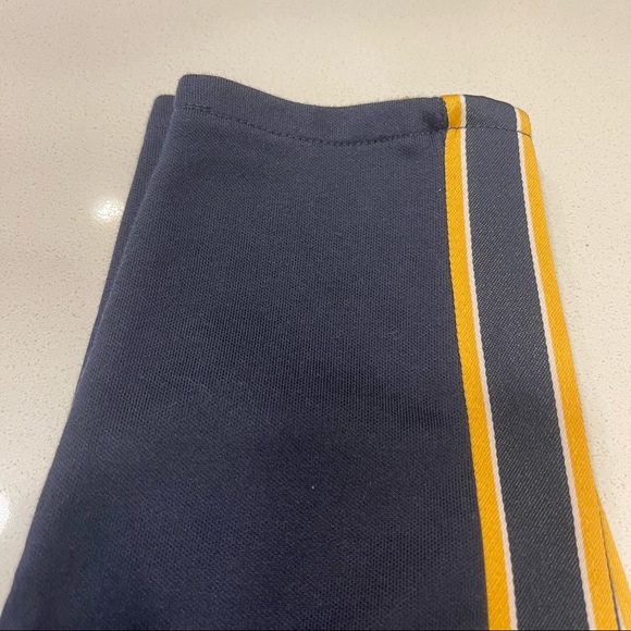 EUC HOLLISTER Navy Blue Yellow Striped Athleisure Pants XS - Picture 4 of 5